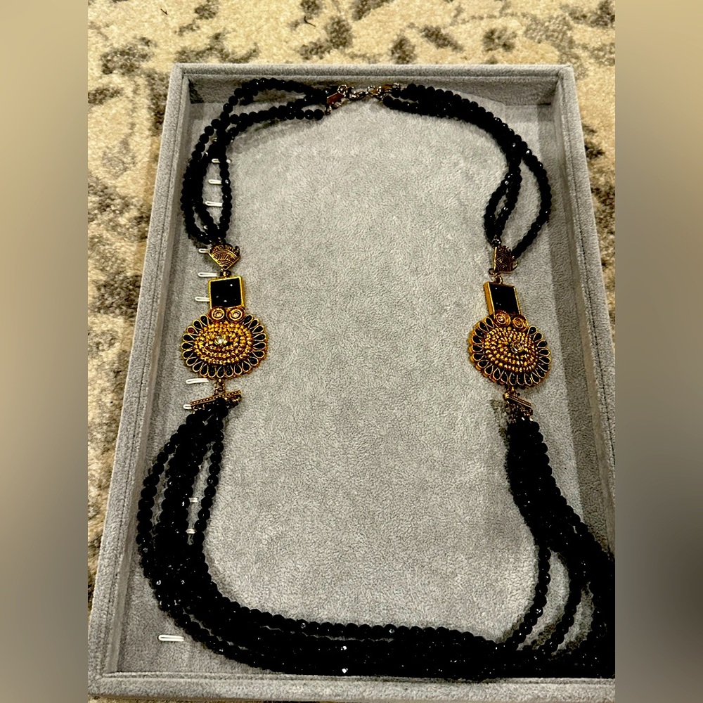 Black and gold long necklace